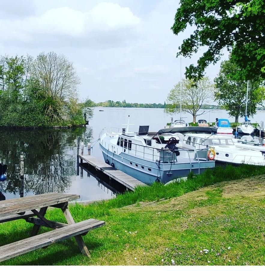 Boathouse At Unescco Fort And Magnificent Lake-View Roelofarendsveen Exterior foto