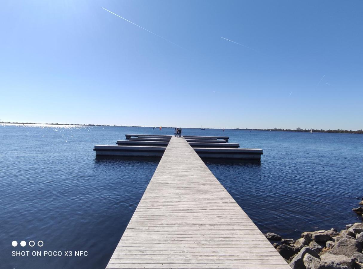 Boathouse At Unescco Fort And Magnificent Lake-View Roelofarendsveen Exterior foto